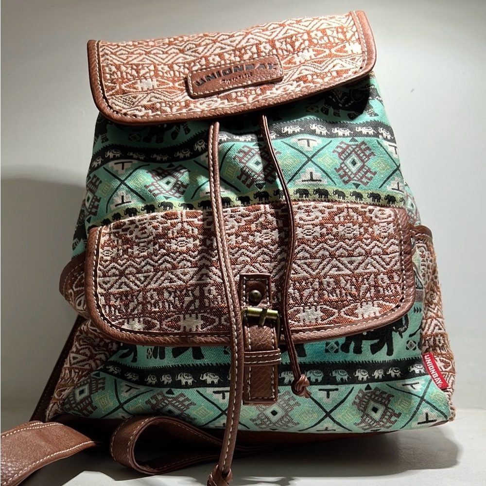 UNIONBAY Brown and Green Geometric Backpack